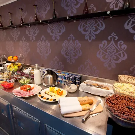 فندق Belvedere 4*